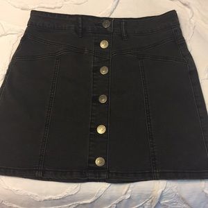 Forever21 black denim mini skirt